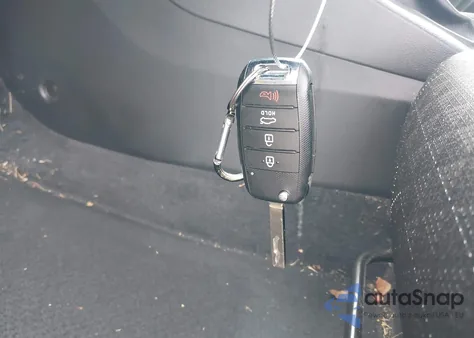 2020 Kia Rio S z USA, uszkodzony, nr VIN 3KPA24AD7LE284679